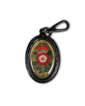 Superbe Porte Clefs Voglio Bene en métal de zamac haute qualité et résine, visuel "Dame de Voglio Bene", marque française, maison, accessoire, Collection 2024