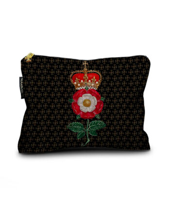 Trousse make up bag Volgio Bene "Notre Dame de Voglio Bene" en velours de polyester italien, inspirée du style baroque rococo et Art déco. Élégance et raffinement pour vos essentiels beauté
