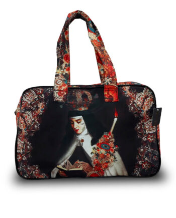 Elégant sac de Voyage Voglio Bene en toile de polyester renforcée et imperméable visuel "Prayer", 2 anses imprimées, livré avec sangles. Confectionné en Italie. Marque française de décoration d'inspiration baroque